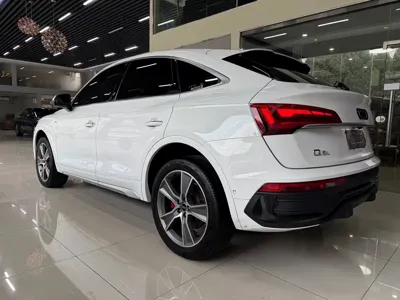 Audi Q5L Sportback