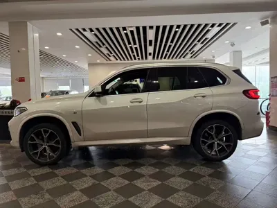 BMW X5 (Import)