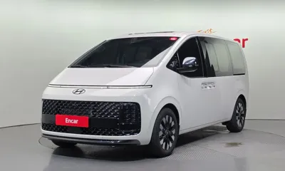 Hyundai Staria
