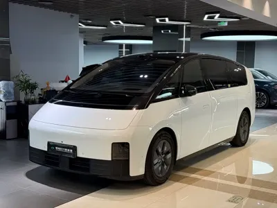 Li Auto Li MEGA