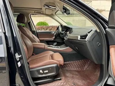 BMW X5 (Import)