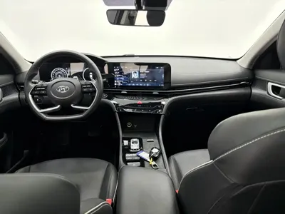 Hyundai Mistra
