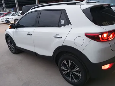 Kia kx1 Stonic