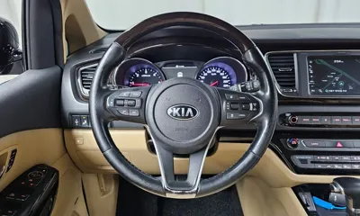 Kia Canival