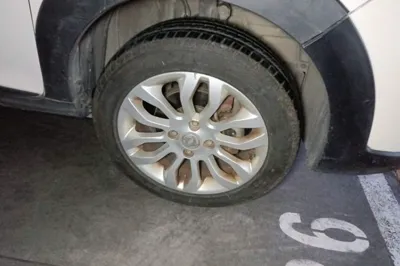 Dongfeng Aeolus AX3