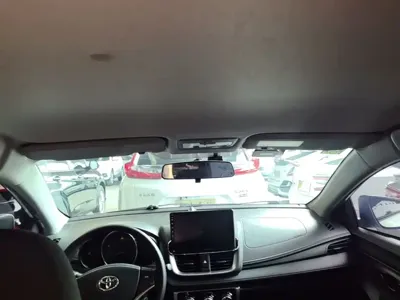 Toyota Yaris L