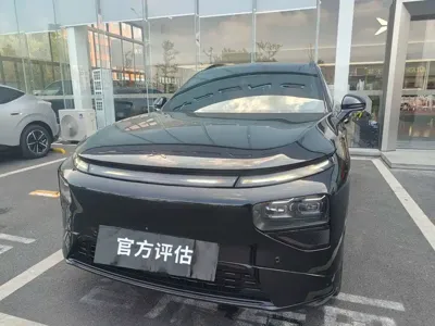 Xpeng G9
