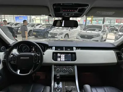 Land Rover Sport