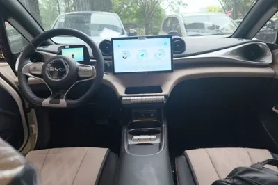 BYD Dolphin