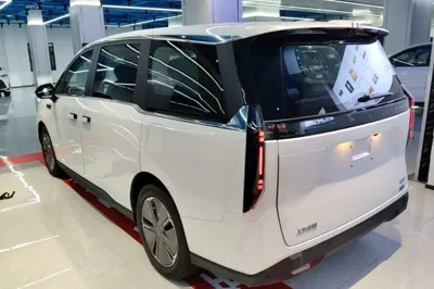 SAIC MAXUS Dajia 7
