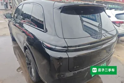 Li Auto L8
