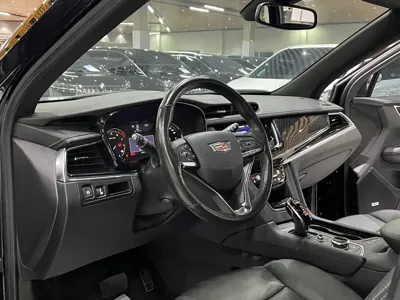 Cadillac XT6