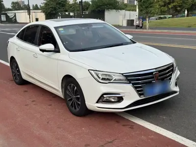Roewe i5