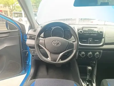 Toyota Yaris L