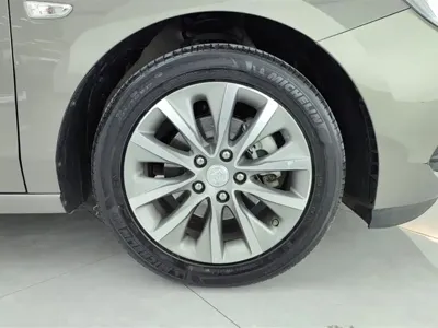 Buick GL6