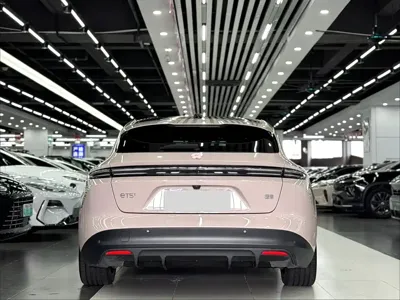 Nio ET5T