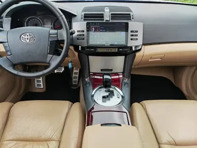 Toyota Reiz