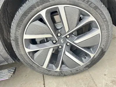 Li Auto Li L8