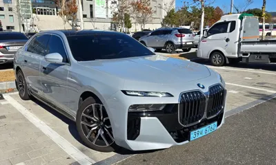 BMW i7