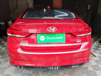 Hyundai Elantra