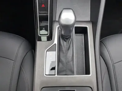 Roewe i5
