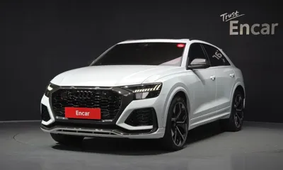 Audi RSQ8