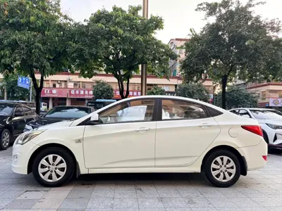 Hyundai Verna