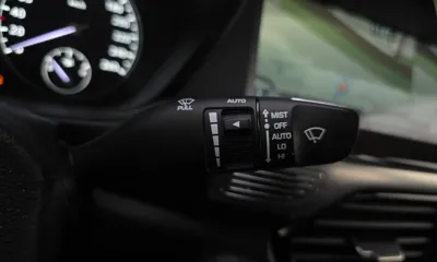 Genesis EQ900