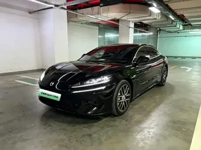Denza Denza Z9
