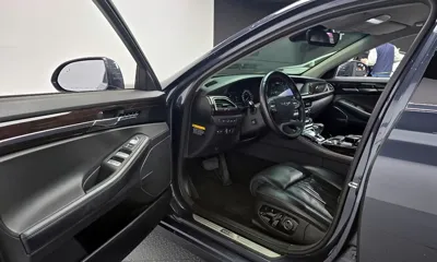 Genesis EQ900