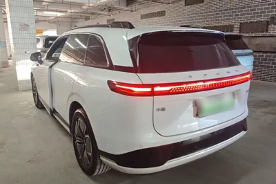 Xpeng G9