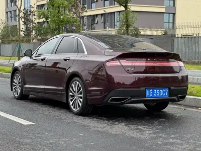 Lincoln MKZ