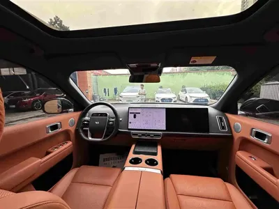 Li Auto Li L8