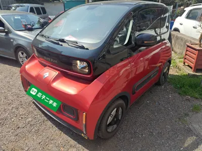 Baojun E300