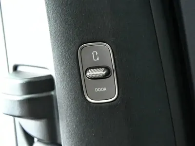 Li Auto Li MEGA