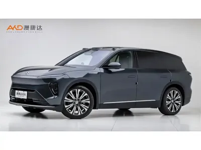 Nio ES8