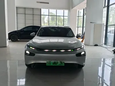 Xpeng P7