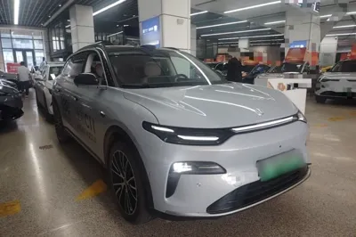 Leapmotor C11
