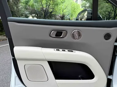Li Auto 理想i6