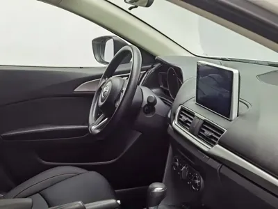 Mazda 3 Axela