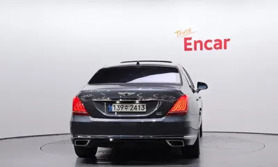 Genesis EQ900