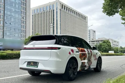 Li Auto L6