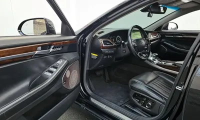 Genesis EQ900