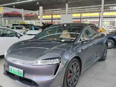 智界 Zhijie R7