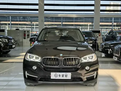 BMW X5 (Import)