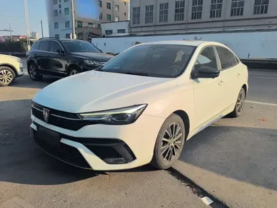 Roewe i5