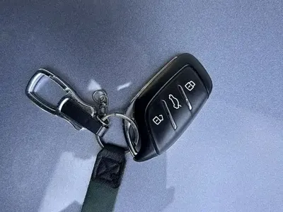 Roewe i5