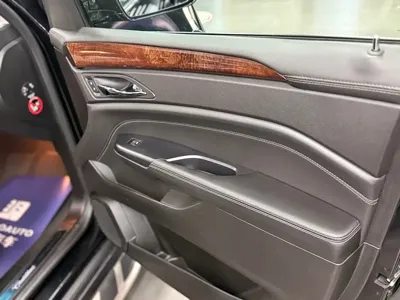Cadillac SRX