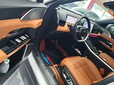 Xpeng G9