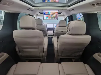 Li Auto Li MEGA